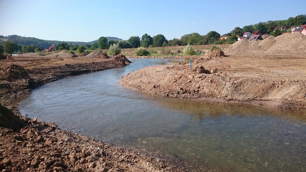 Kompensationsmaßnahme: Renaturierung der Hörsel (Anlage einer Flussschleife) in Eisenach/Stedtfeld