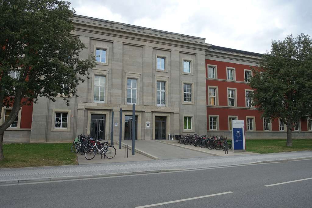 Dienstgebäude Weimar, Haus 1 im Haus 2 des TLvWA