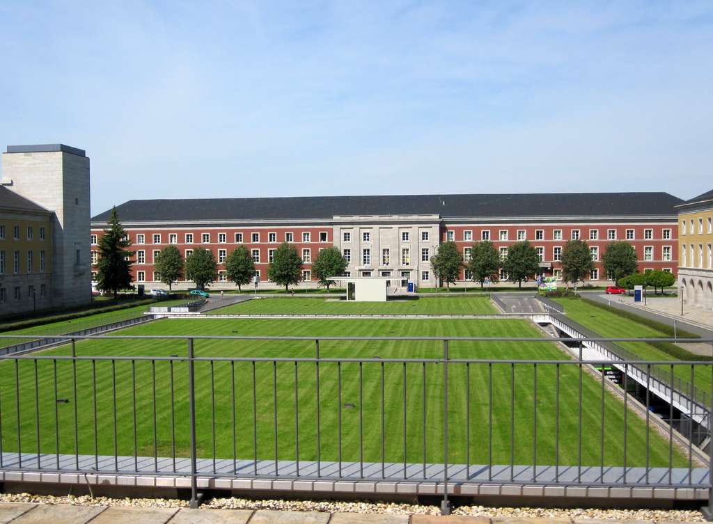 Dienstgebäude 2, Weimar