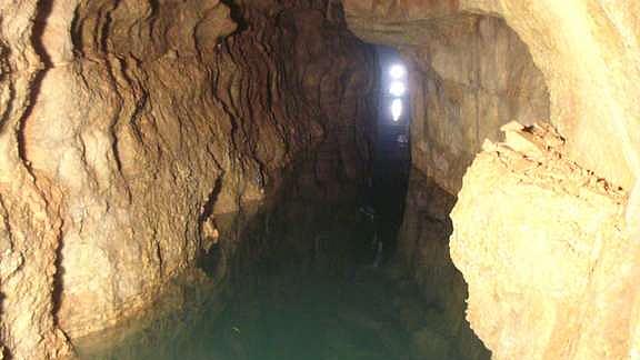 Großer Höhlensee der Bleßberghöhle